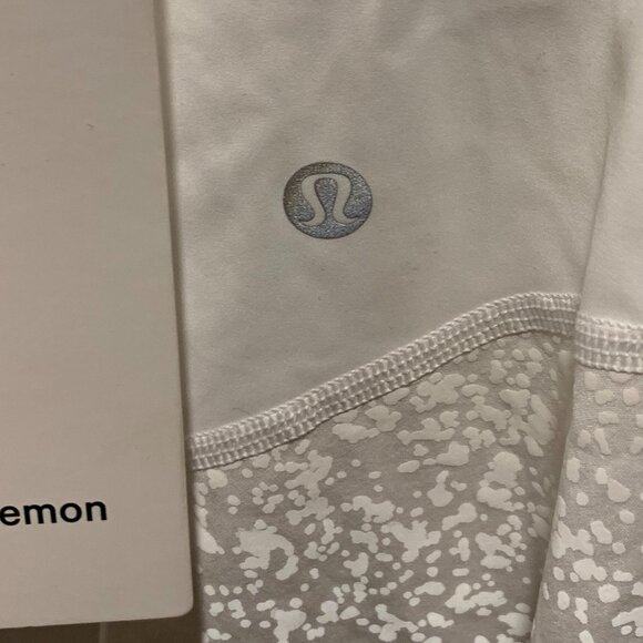 lululemon~ NWT!!~ (Retail: $118)  Serene Stride Dress - Picture 9 of 15